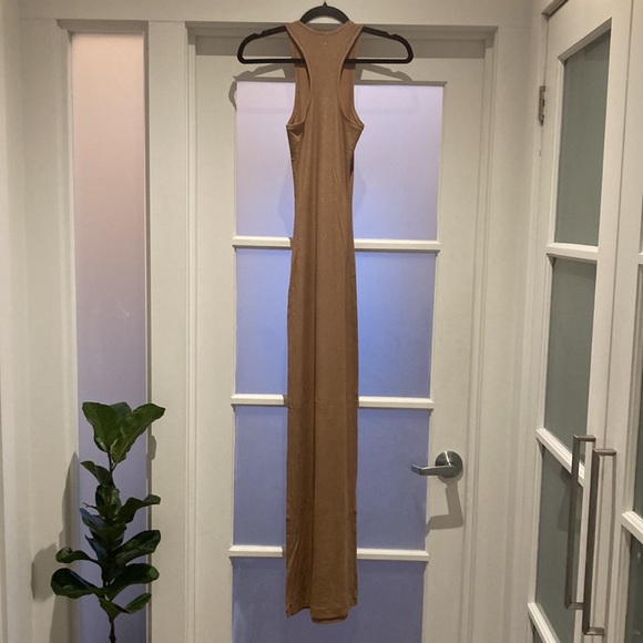 NWOT SKIMS beige shimmer maxi dress size XXS - Picture 8 of 11